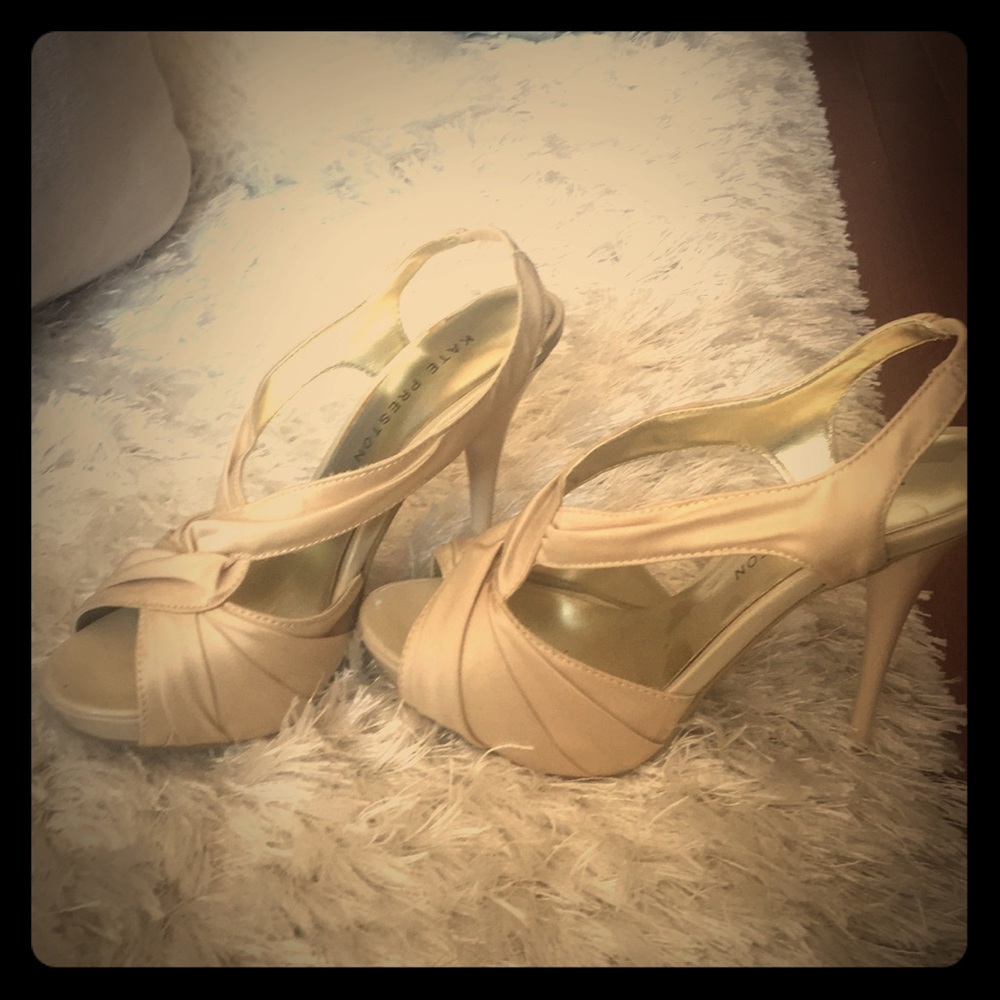 Kate Preston size 6.5 heels